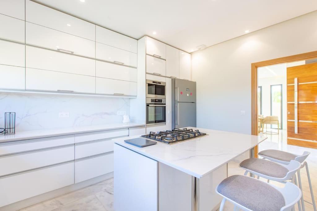 Villa Hawai, Ss Vis A Vis Avec Espace De Sport , Piscine Chauffee 马拉喀什 外观 照片